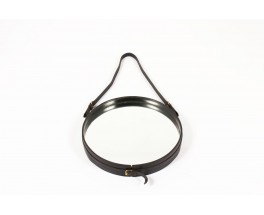 Miroir Jacques Adnet en cuir noir pique sellier et boucle en laiton 1930