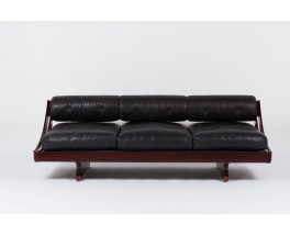 Banquette Gianni Songia modele GS195 en palissandre et cuir noir edition Sormani 1960