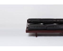 Banquette Gianni Songia modele GS195 en palissandre et cuir noir edition Sormani 1960