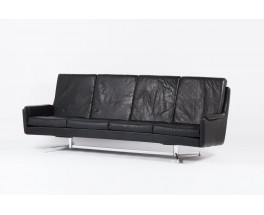 Canape 4 places en cuir et pietement en chrome design danois 1960