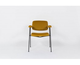 Fauteuil Pierre Paulin modele CM197 velours jaune moutarde edition Thonet 1950