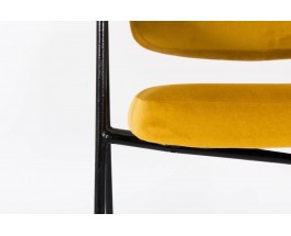 Fauteuil Pierre Paulin modele CM197 velours jaune moutarde edition Thonet 1950