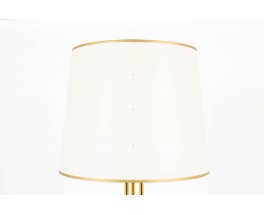Lampadaires en metal dore et abat-jour blanc design chic 1950 set de 2
