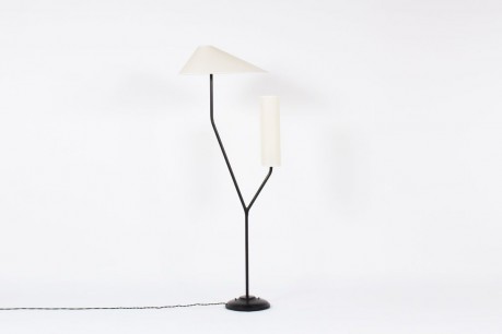 Lampadaire 2 bras en metal abat-jour blanc 1950