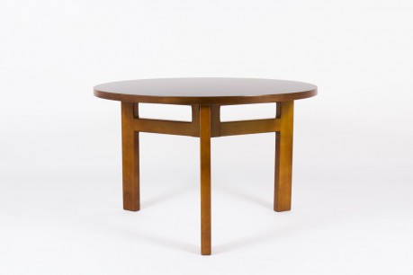 Table de repas ronde Andre Sornay modele unique en hetre teinte et stratifie noir 1950