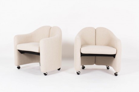 Chauffeuses Eugenio Gerli modele PS142 tissu beige edition Tecno 1960 set de 2