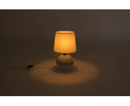 Lampe en ceramique blanche et or design chic 1950