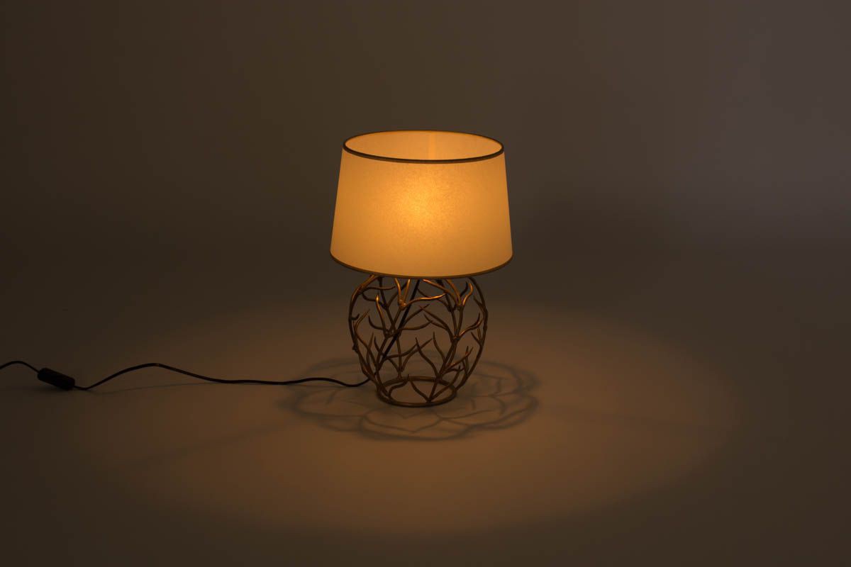 Lampe en metal dore design chic 1950