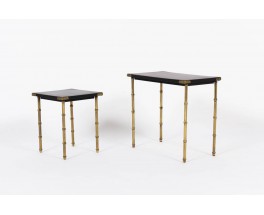 Tables basses gigognes Jacques Adnet en laiton et cuir noir 1950