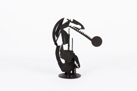 Sculpture Kely brutaliste metal patine noir design contemporain