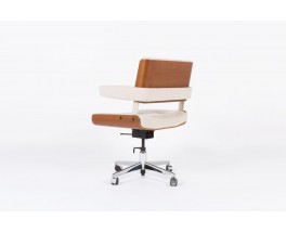 Fauteuil de bureau Alain Richard en noyer tissu beige 1970