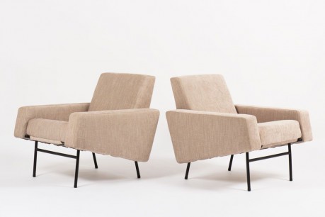 Fauteuils Pierre Guariche modele G10 tissu velours beige edition Airborne 1950 set de 2