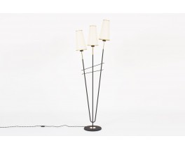 Lampadaire 3 bras structure en metal noir et laiton abat-jours beige edition Arlus 1950