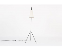 Lampadaire tripode diagonale structure en metal noir abat-jour beige 1950