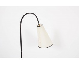 Lampadaire tripode diagonale structure en metal noir abat-jour beige 1950