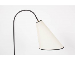 Lampadaire tripode diagonale structure en metal noir abat-jour beige 1950