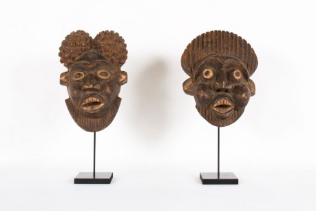 Masques decoratifs ethniques du Cameroun 1950 set de 2