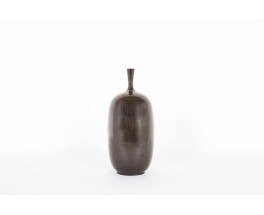 Vase en ceramique marron modele bouteille col mince 1950