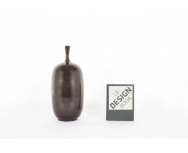 Vase en ceramique marron modele bouteille col mince 1950