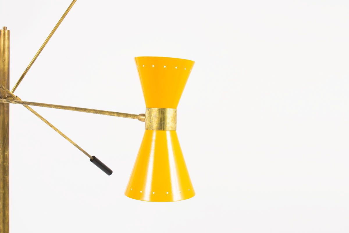 Lampadaire en laiton 3 bras diffuseurs colores design contemporain italien