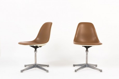 Chaises Charles et Ray Eames skai marron edition Herman Miller 1960 set de 2