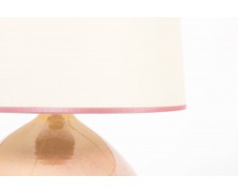 Lampe en ceramique rose et abat-jour beige 1950