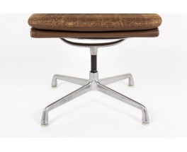 Chaise de bureau Charles et Ray Eames modele Soft Pad EA 205 cuir marron edition Herman miller 1970