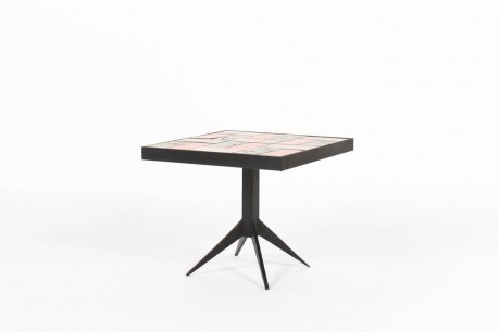Table basse metal noir et plateau ceramique orange et beige 1950