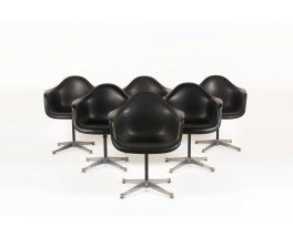 Fauteuils de bureau Charles et Ray Eames pivotants pieds fixes en skai noir edition Herman Miller 1960 set de 6