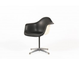 Fauteuils de bureau Charles et Ray Eames pivotants pieds fixes en skai noir edition Herman Miller 1960 set de 6