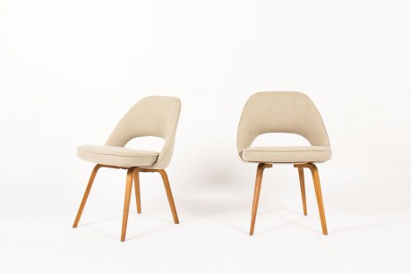Chaises Eero Saarinen modele Executive lin beige edition Knoll International 1950 set de 2