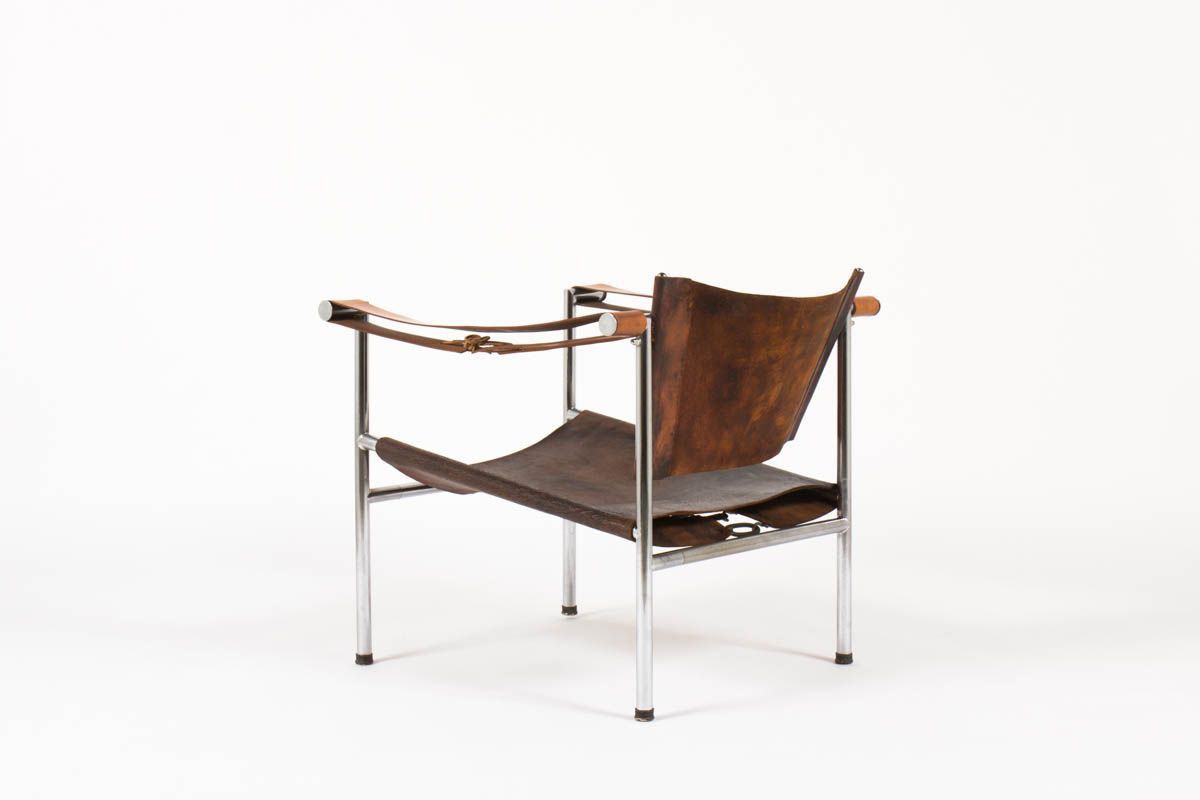 Fauteuil Fritz Haller modele hommage a Le Corbusier cuir marron 1955