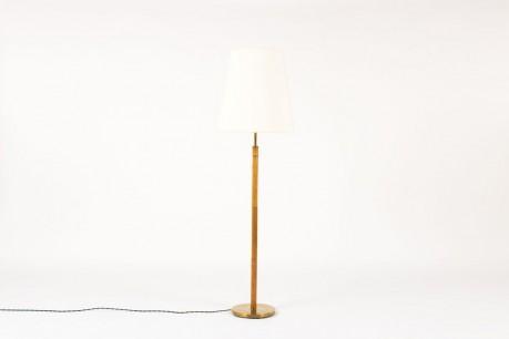 Lampadaire orme laiton et abat-jour tissu beige 1950