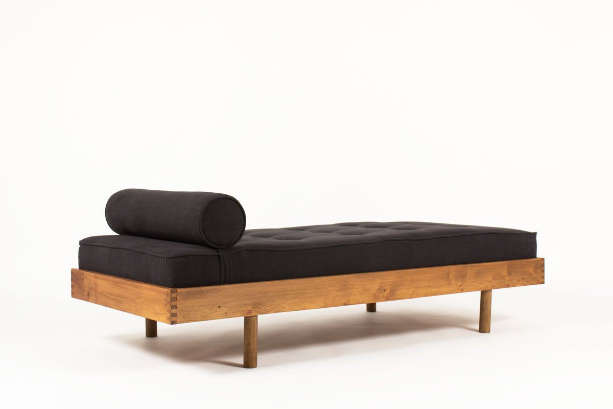 Charlotte Perriand, designer reference for the furniture of Les Ars ski ...