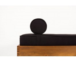 Lit de repos Charlotte Perriand pour Les Arc coussin lin noir 1950