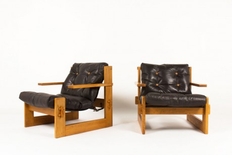Fauteuils en frêne et cuir marron grand modèle 1970 set de 2