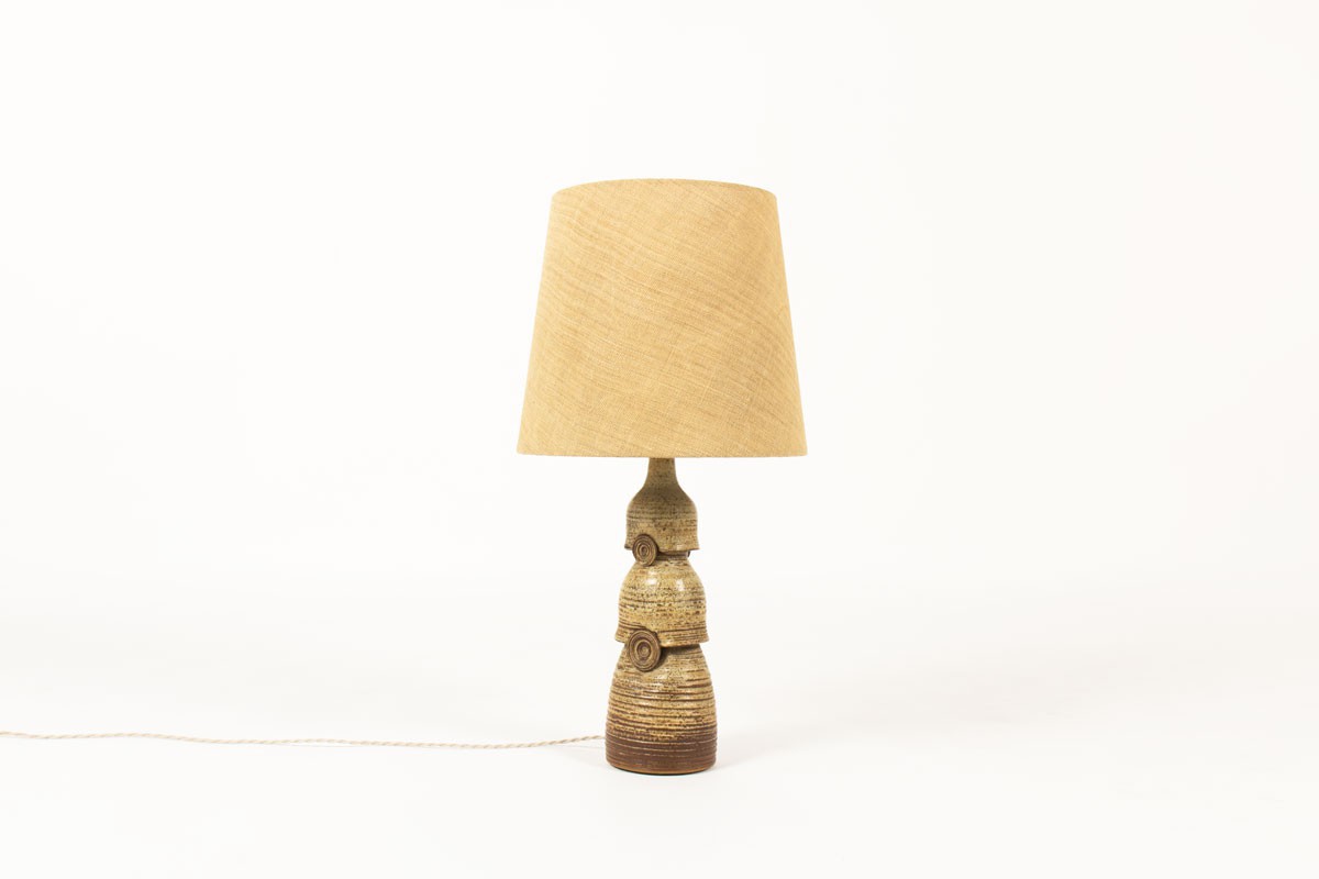 Lamp in beige and brown ceramic with burlap lampshade 1950
