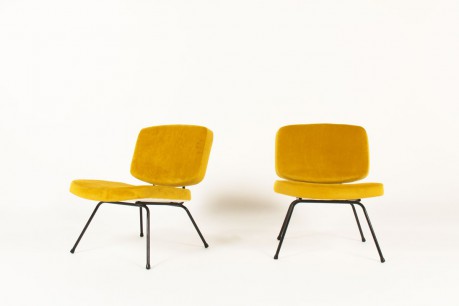 Chauffeuses Pierre Paulin modèle CM190 tissu jaune moutarde édition Thonet 1950 set de 2