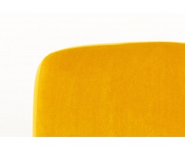 Chauffeuses Pierre Paulin modèle CM190 tissu jaune moutarde édition Thonet 1950 set de 2