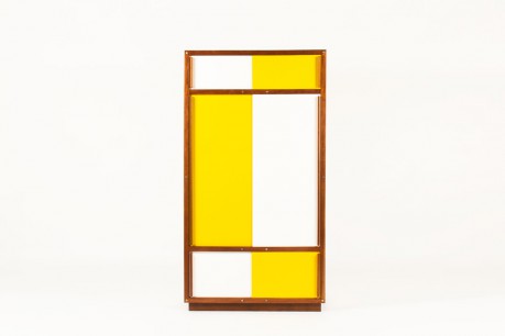 Armoire André Sornay en acajou laque blanche et jaune 1960