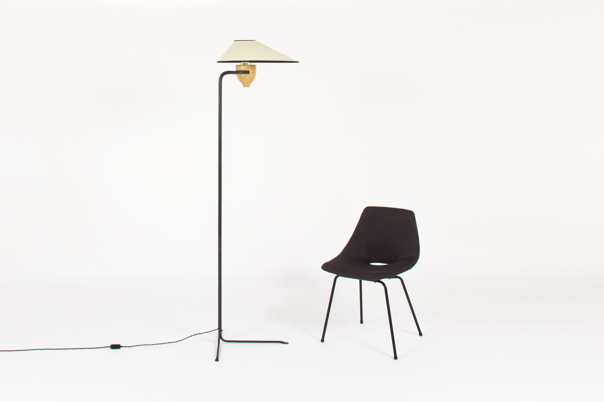 Tripod floor lamp straight black metal structure and beige lampshade 1950