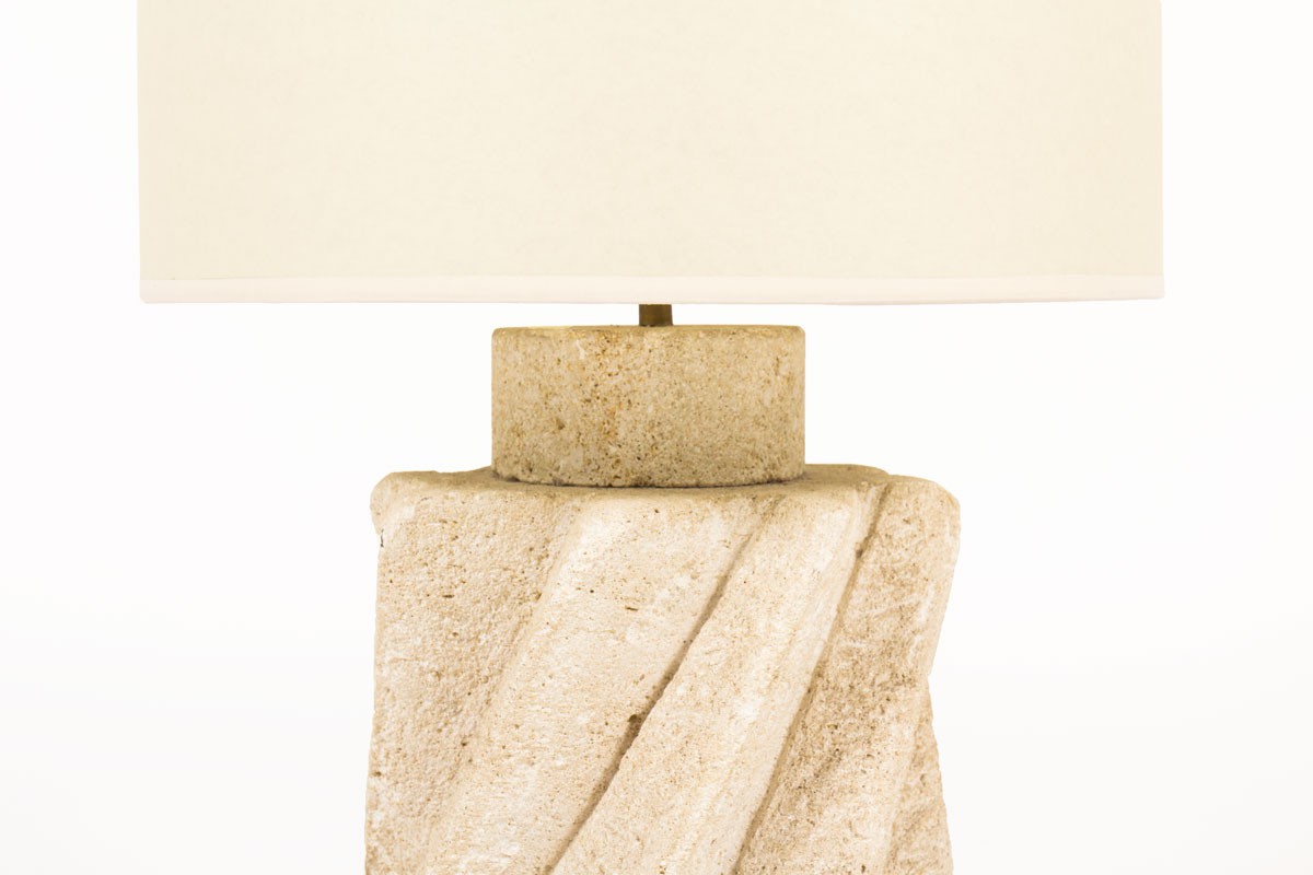 Lampe Albert Tormos en pierre avec abat-jour beige 1950