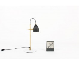 Lampe de bureau marbre laiton patiné et réflecteur noir design contemporain italien