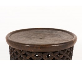 Table basse ronde Bamiléké modèle Araignée bois brut