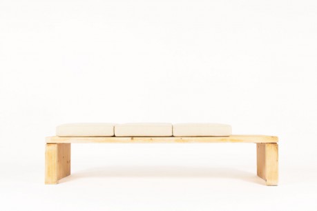 Banquette Charlotte Perriand modèle Archeboc en pin Les Arcs 1970