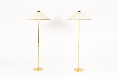 Floor lamps in brass lampshade model Chinese hat 1950 set of 2