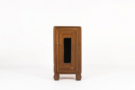 Meuble en chêne sculpté design brutaliste 1950