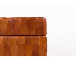 Pouf coffre modèle Patchwork en cuir marron patiné édition De Sède 1960