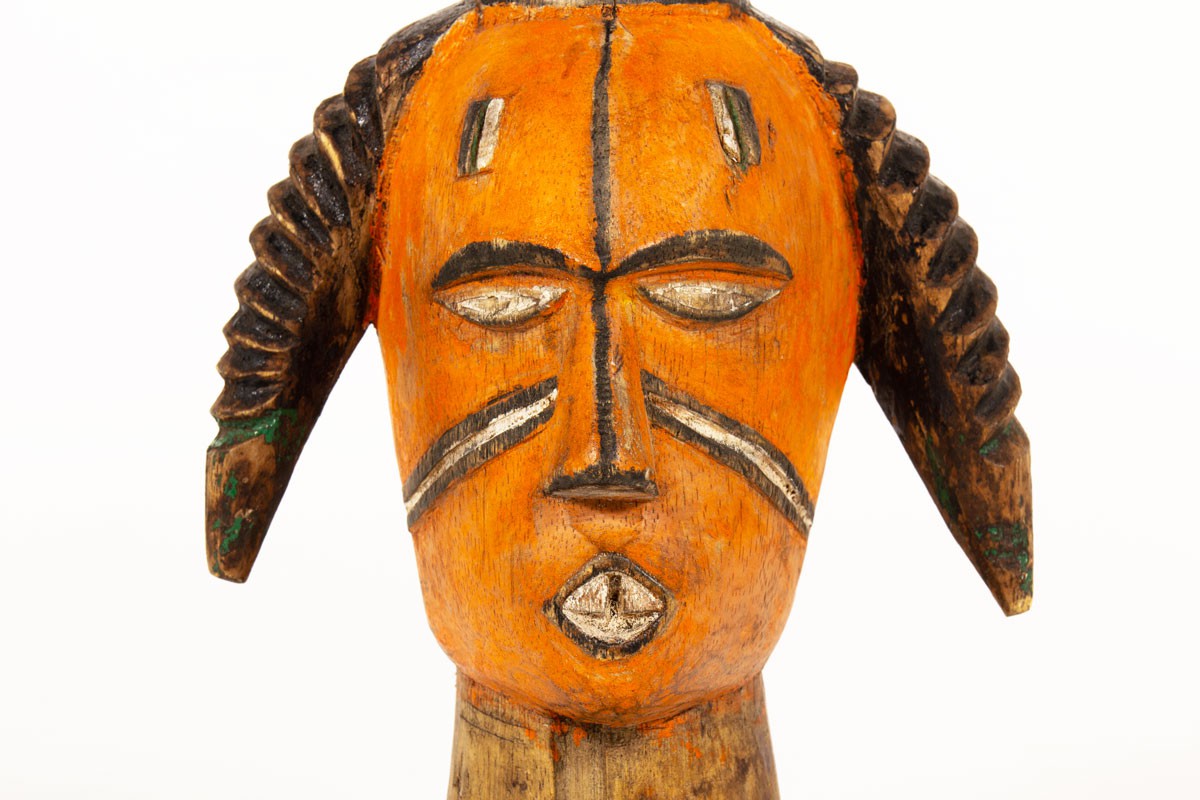 Decorative bust African design