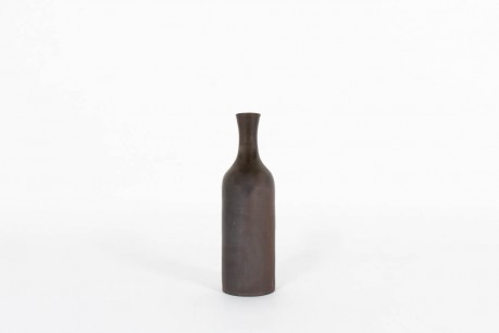 Vase bouteille en grès marron 1950